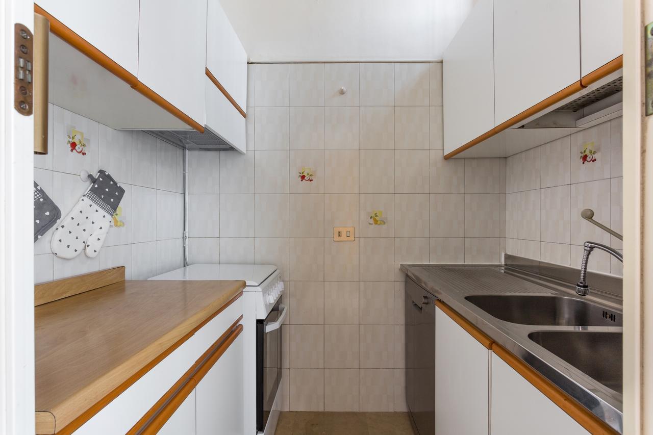 Cenisio Subway Flat Apartment Milan Exterior photo